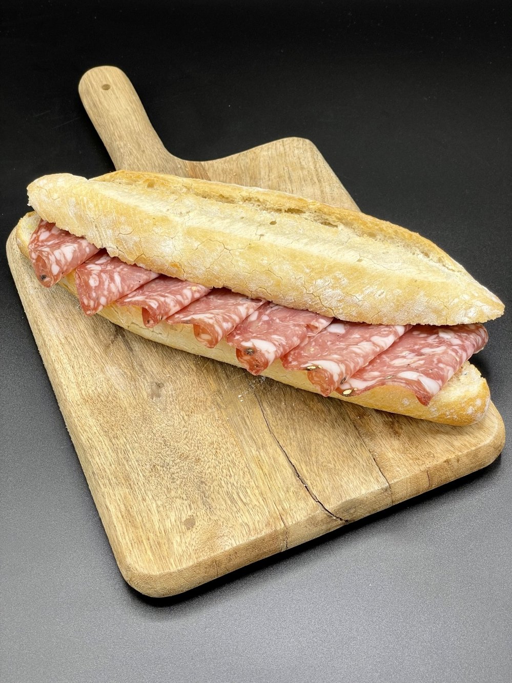 Ontbijt en lunch - dailys-rivium-broodje-salami